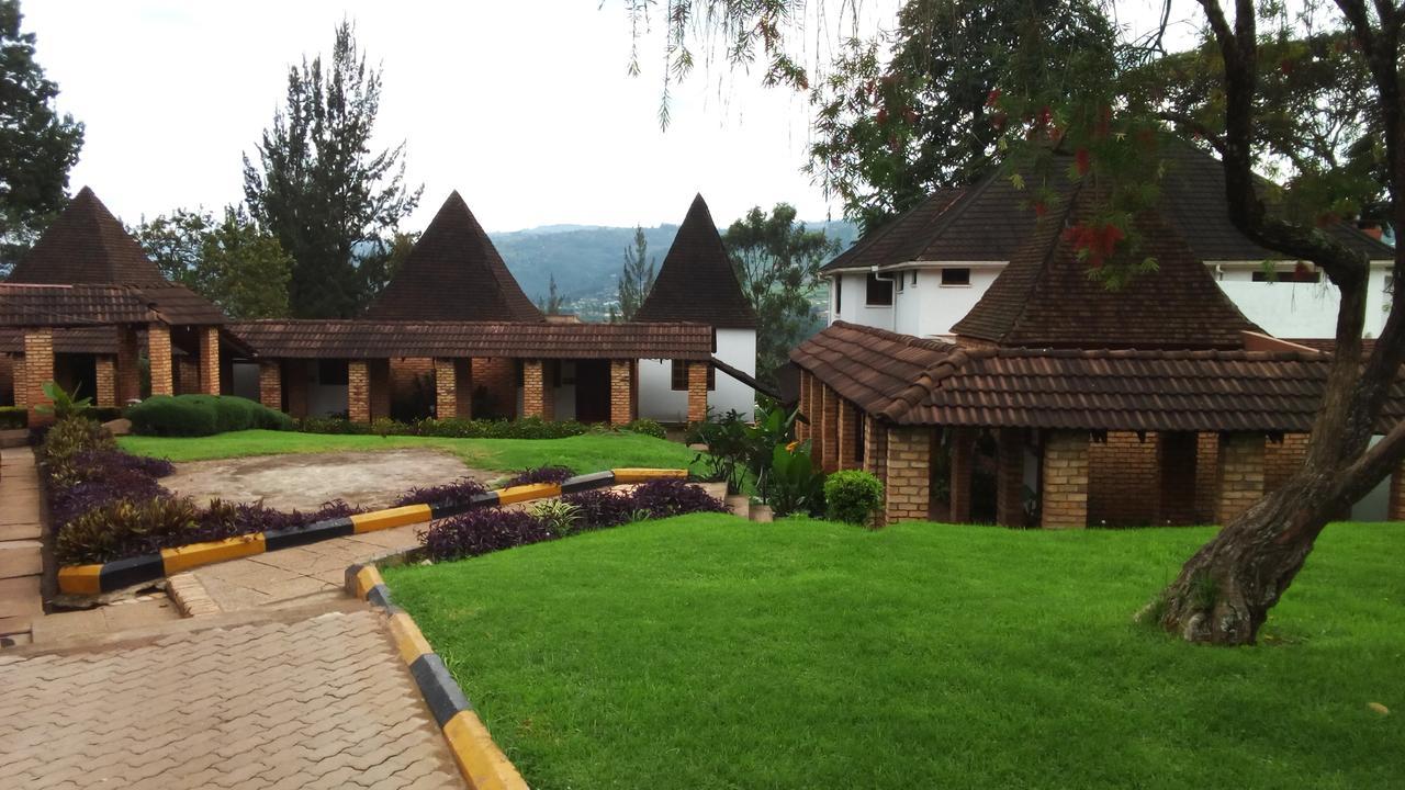 White Horse Inn Kabale Exterior photo